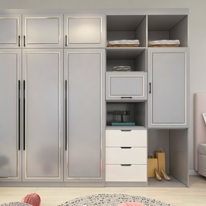 全屋定制中的衣柜應(yīng)該怎么設(shè)計(jì)？